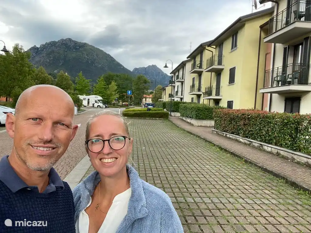 Assis 1 ligt in het zogenaamde Porto Letizia Village