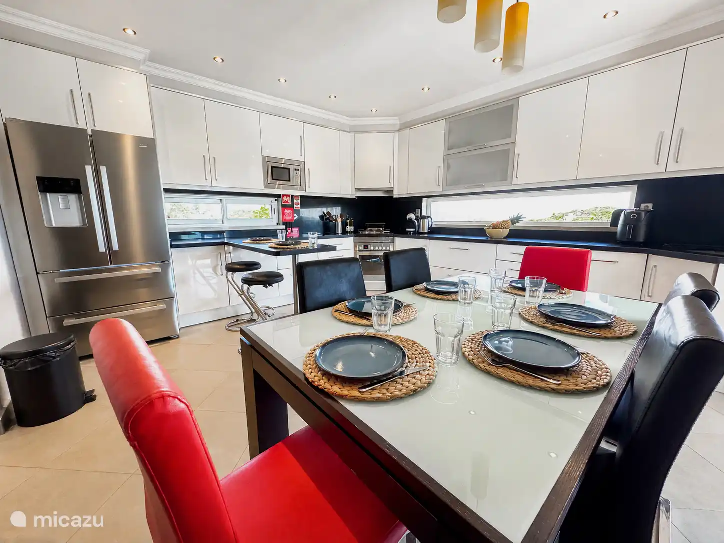 Fully equipped kitchen