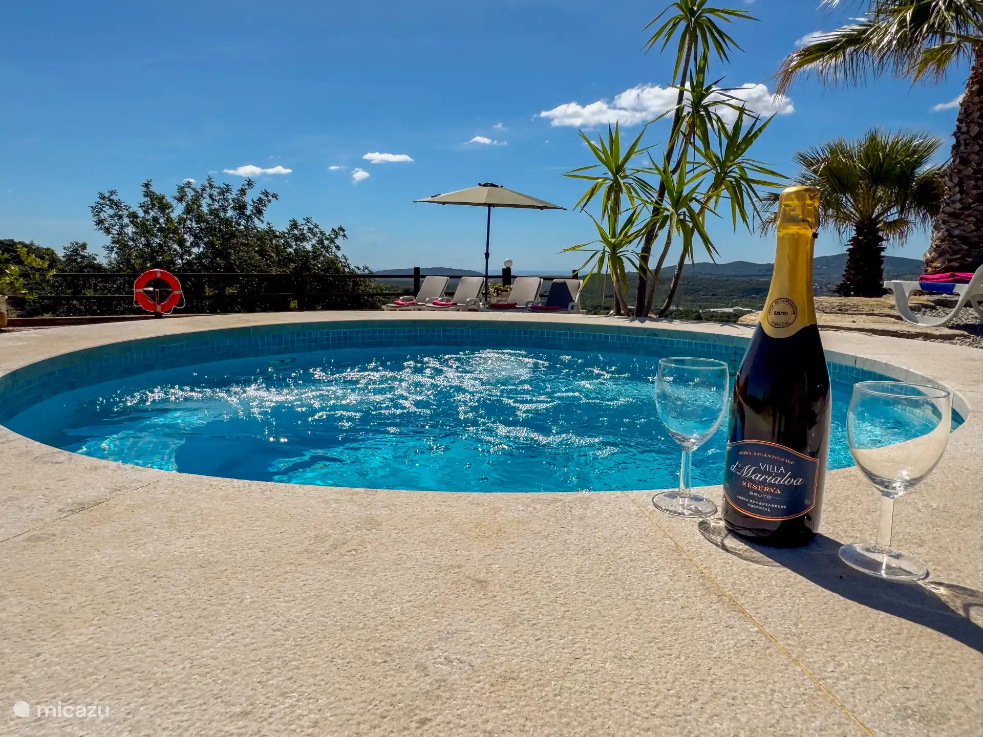 Jacuzzi (non heated)