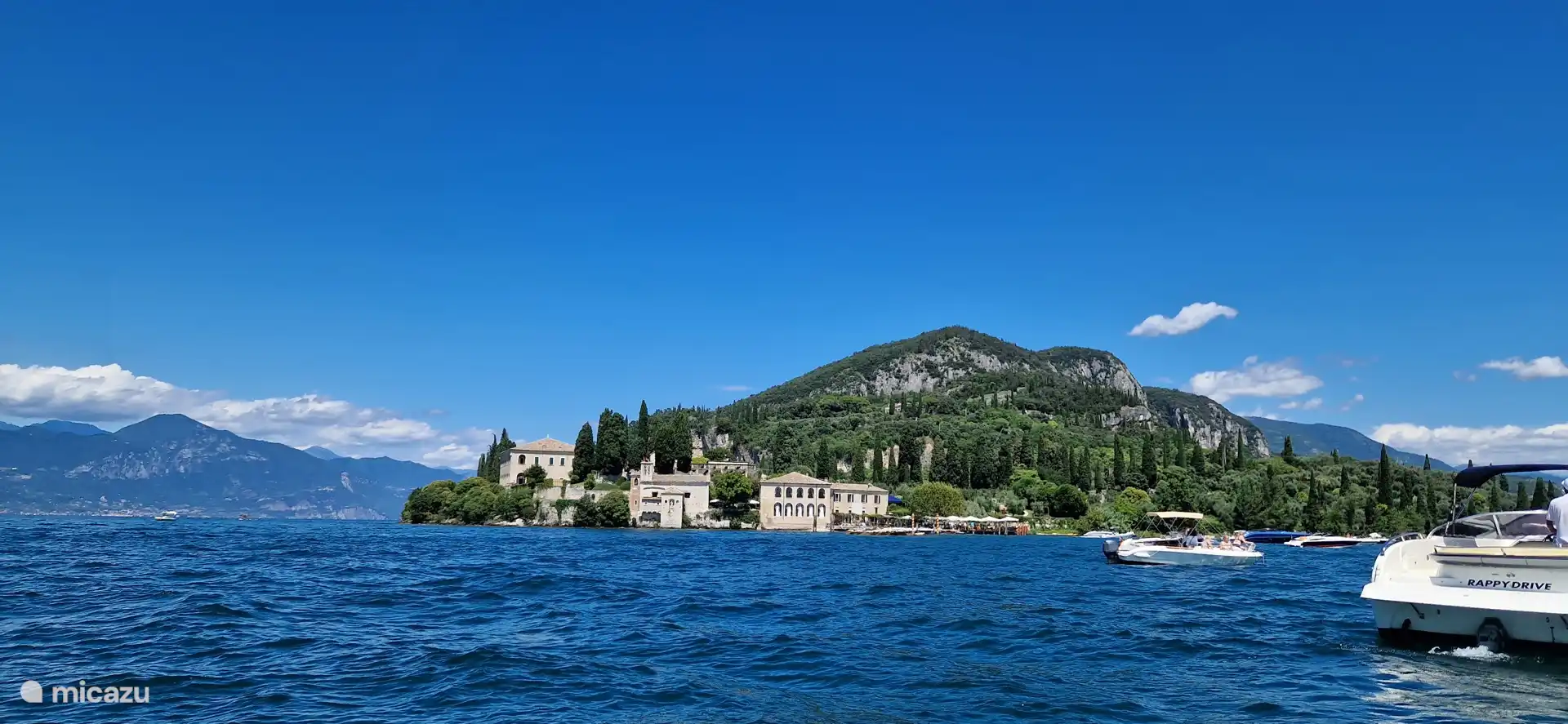 Het Garda meer verkennen met een boot raden wij zeker aan