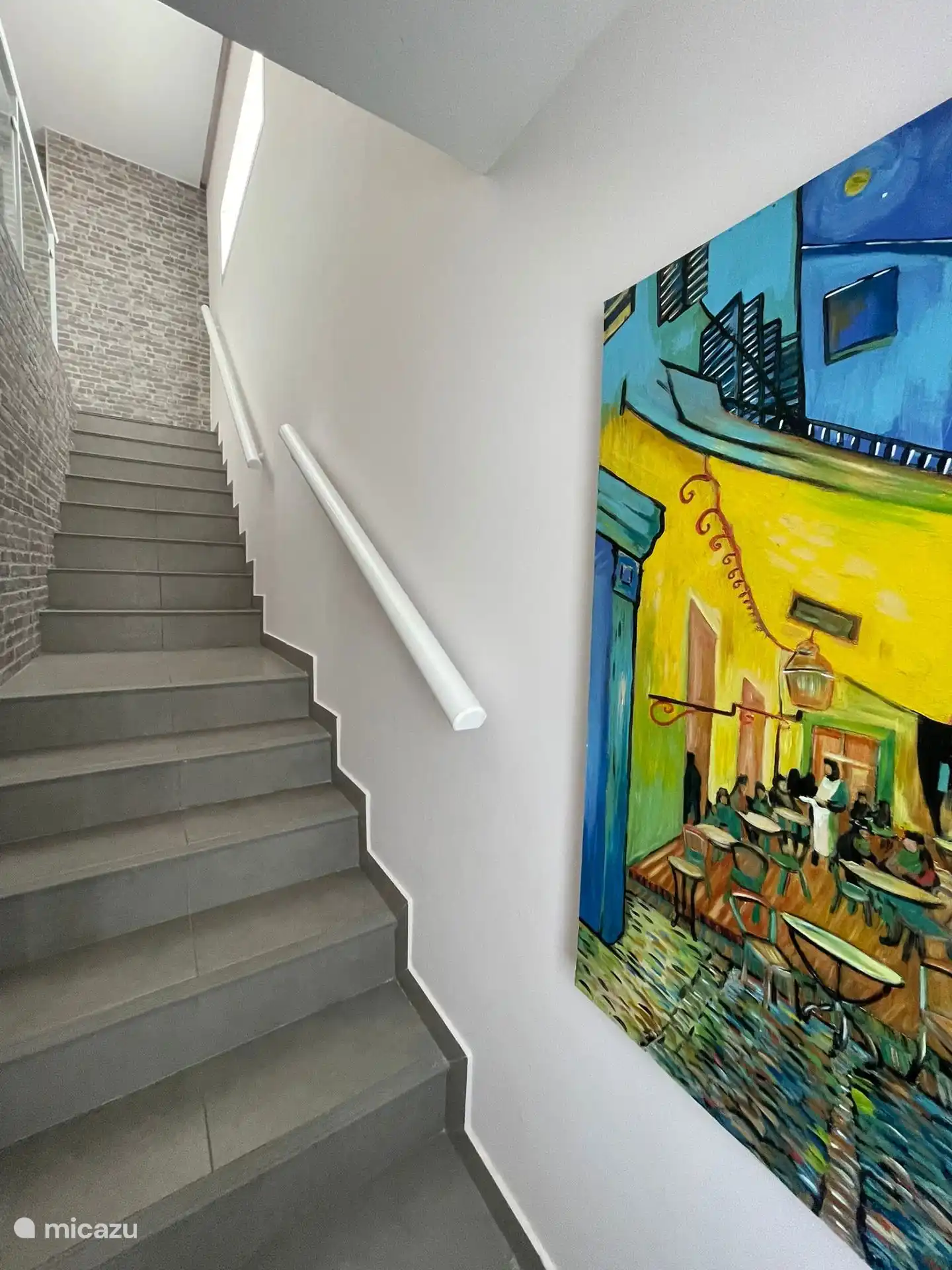 traphal naar 1e verdieping