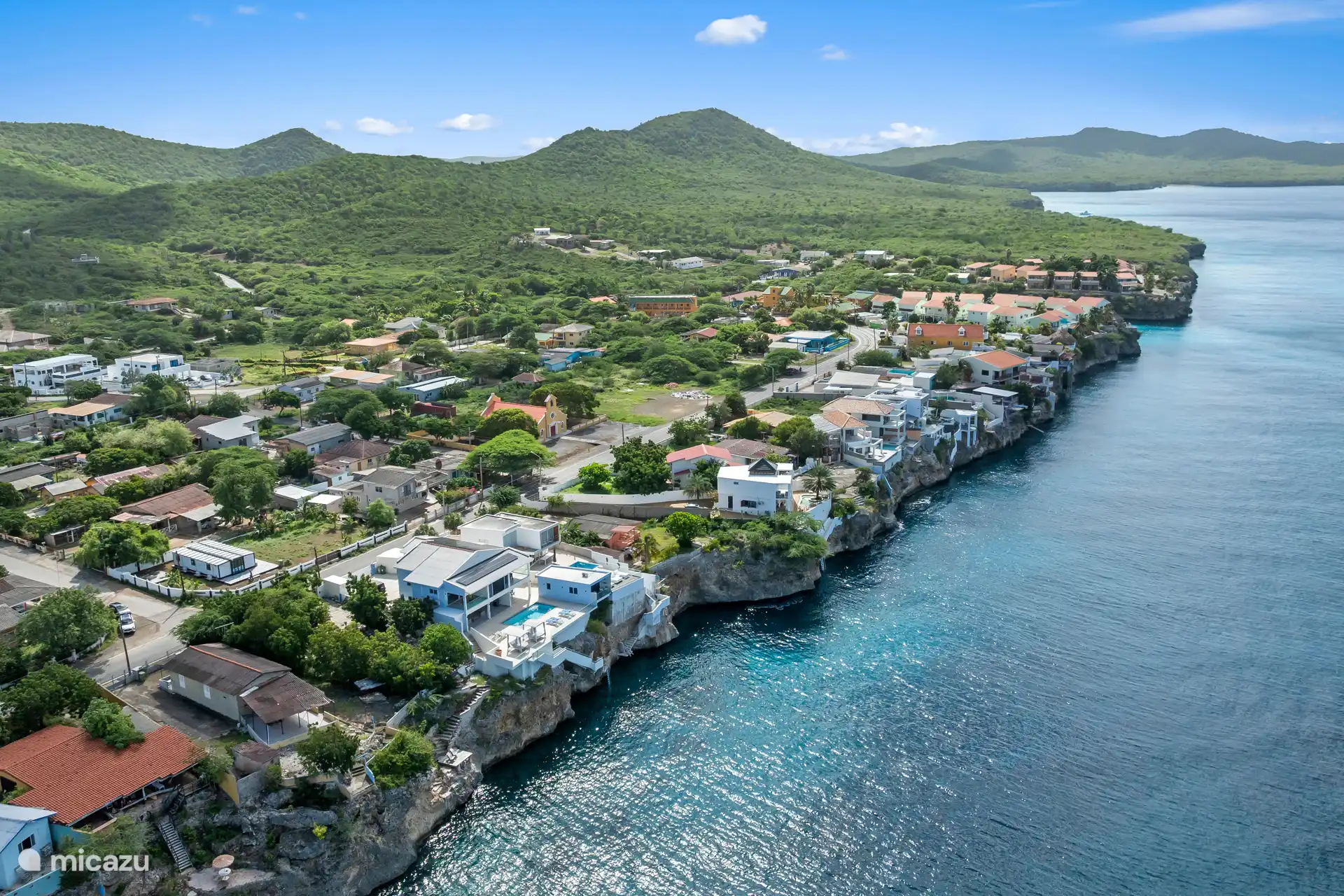 Situé dans le village paisible et authentique de Lagun.