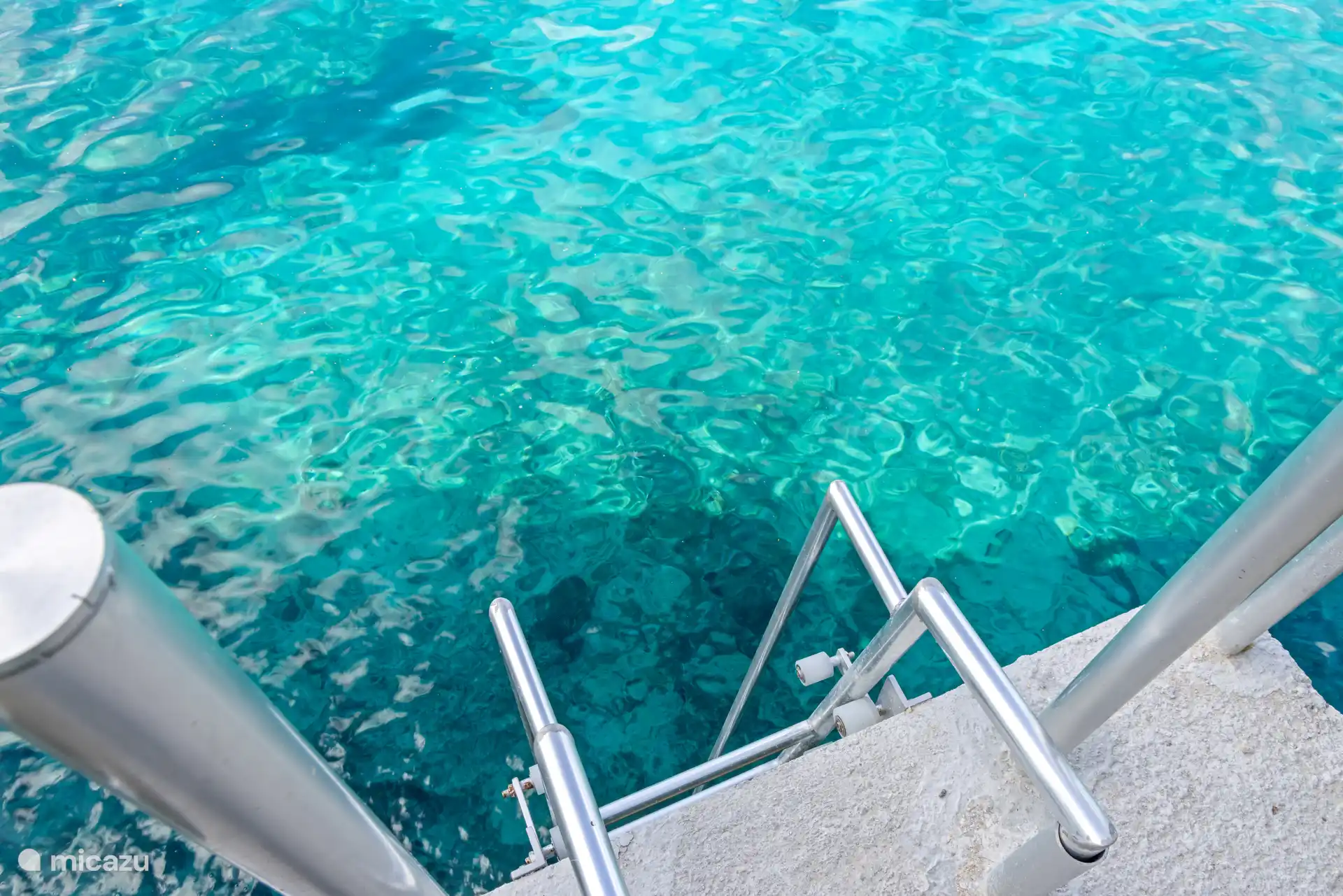 Laissez-vous emporter par le soleil des Caraïbes, entouré d’eaux turquoise