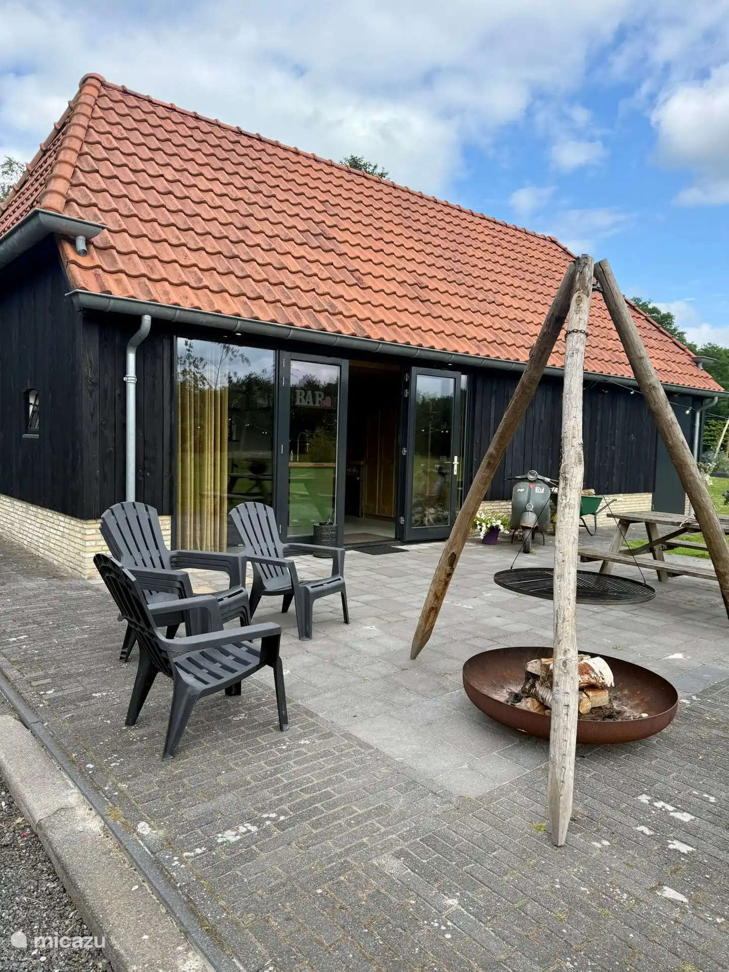 kampvuur terras studio 