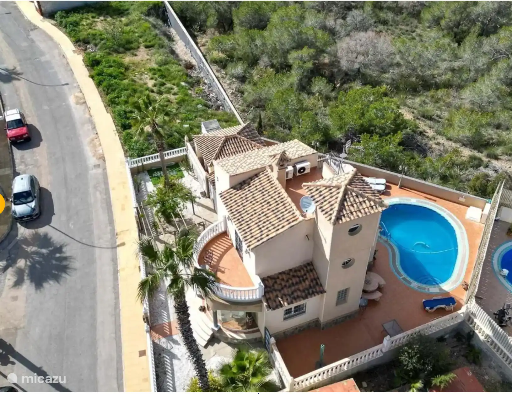 Villa Tember met hartvormig zwembad 30m2