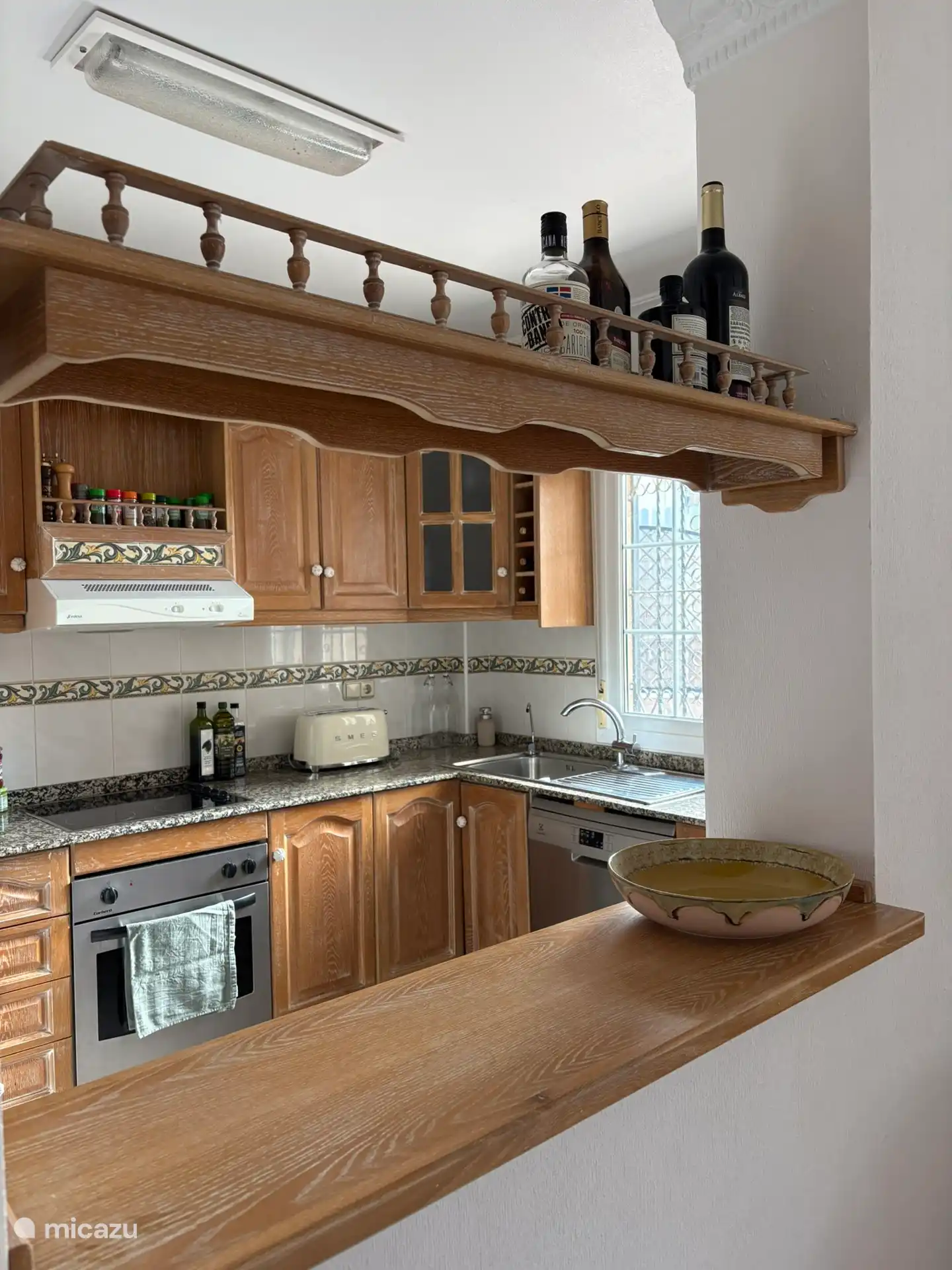 Villa Tember, cuisine d’observation depuis le bar