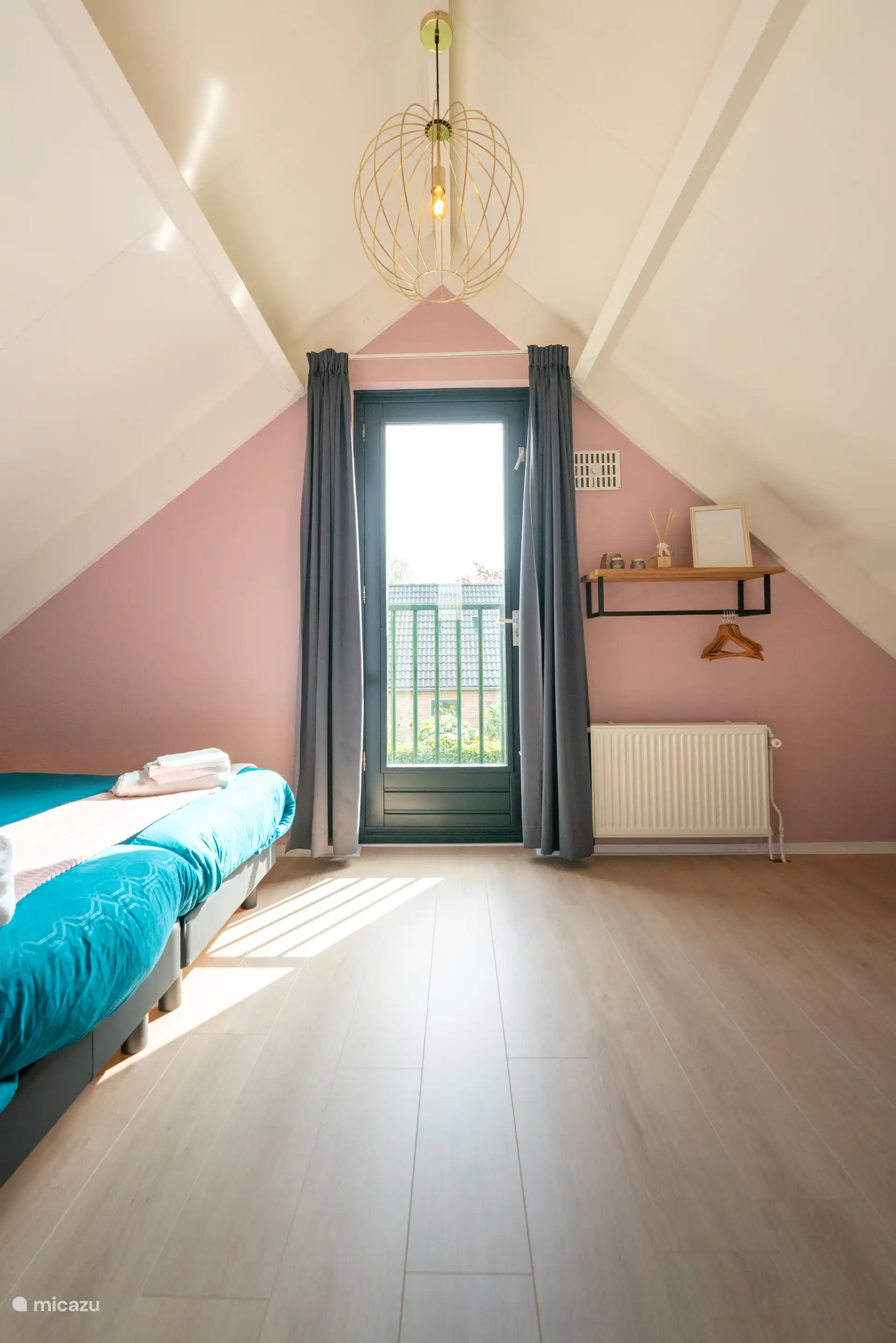 Slaapkamer 2 1e verdieping