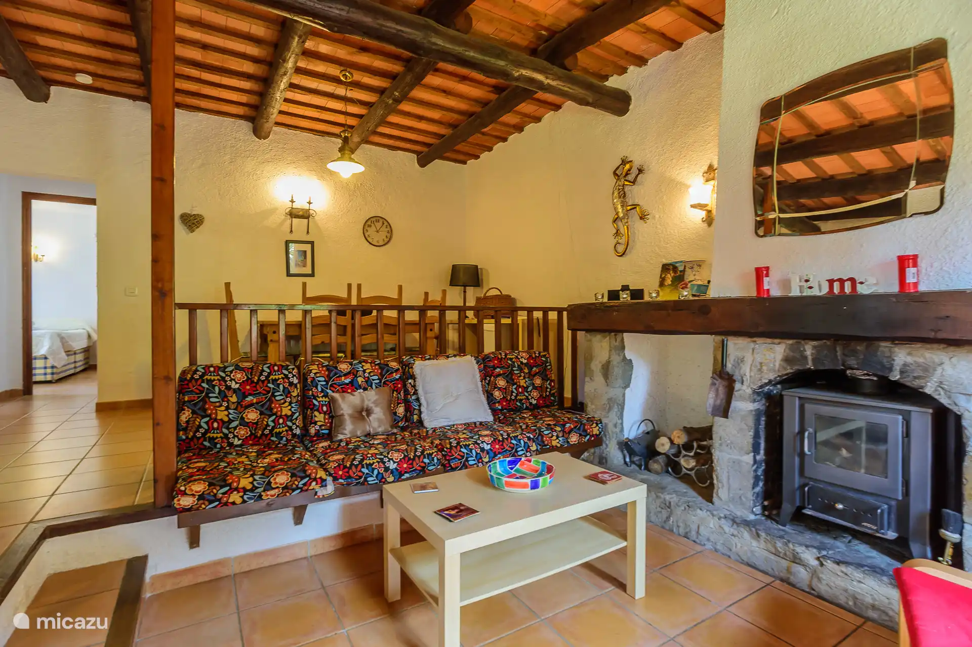 Zitkamer met schoorsteen voor de koudere maanden