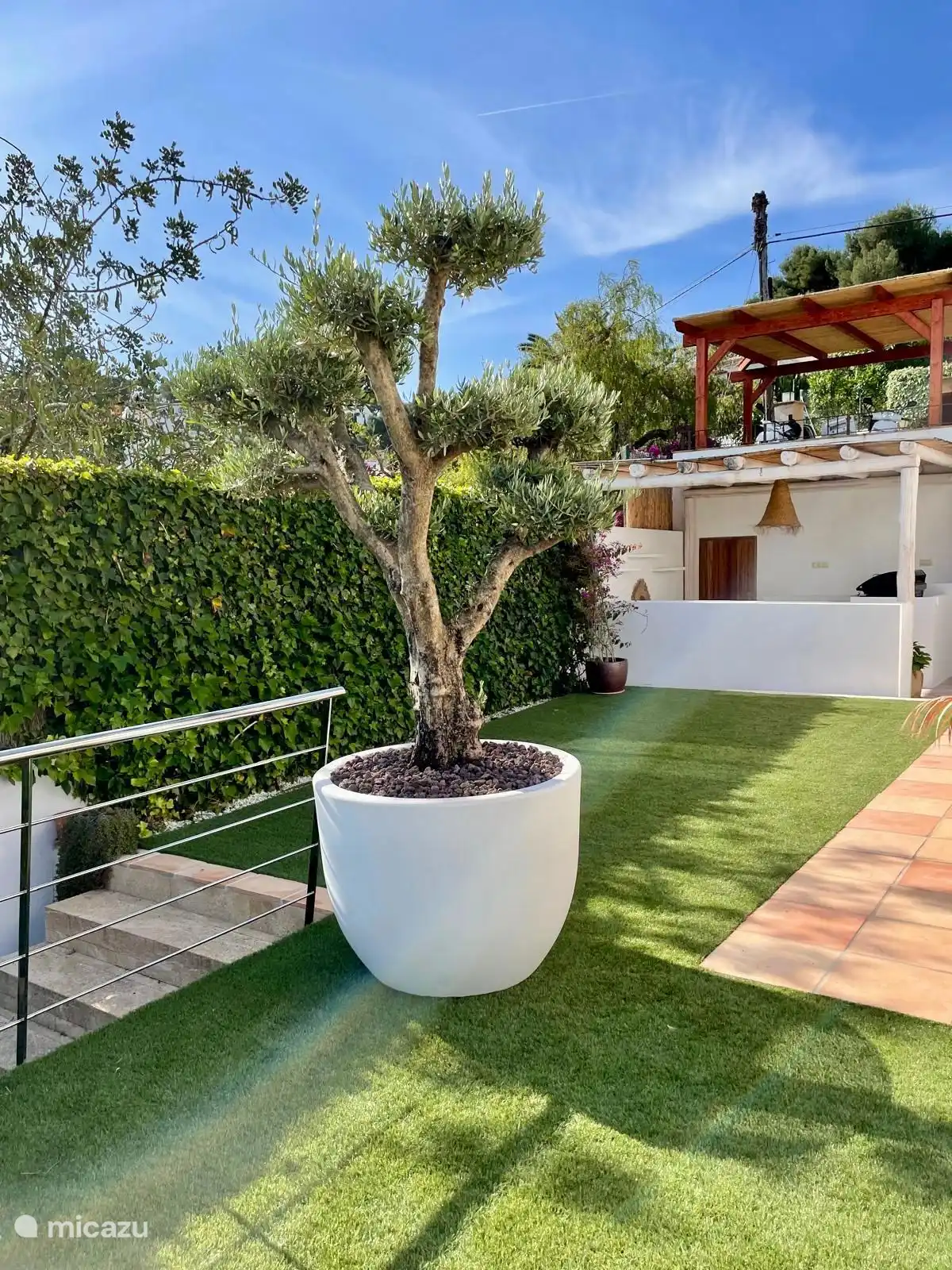 Vers la cuisine extérieure