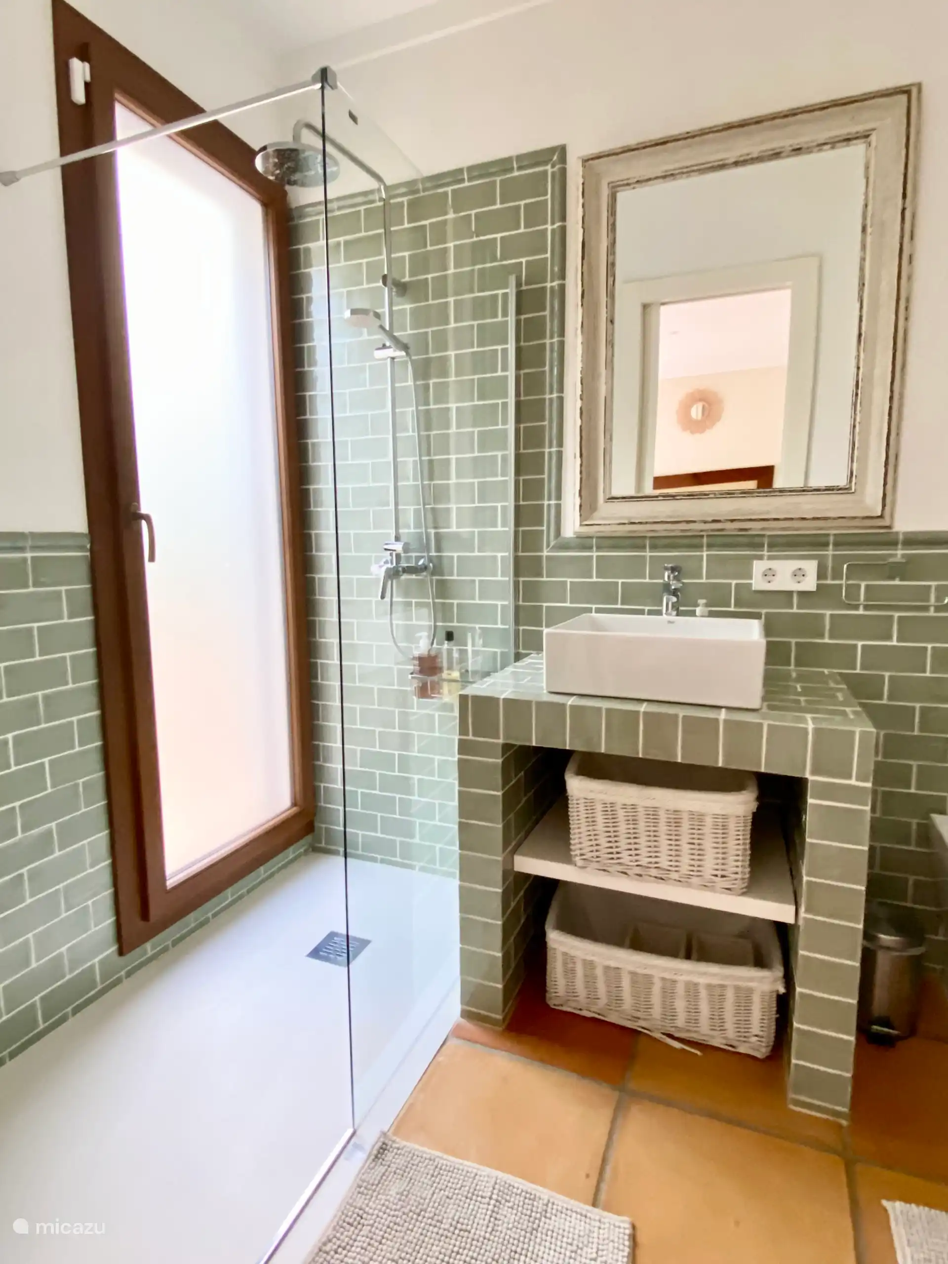 Salle de bain de la chambre 2