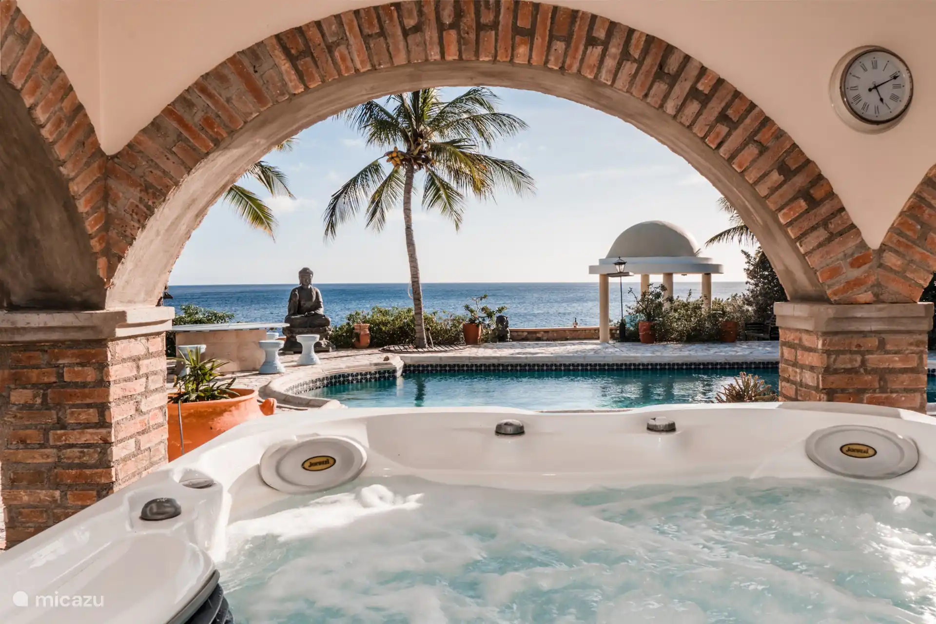 Blick über den Garten