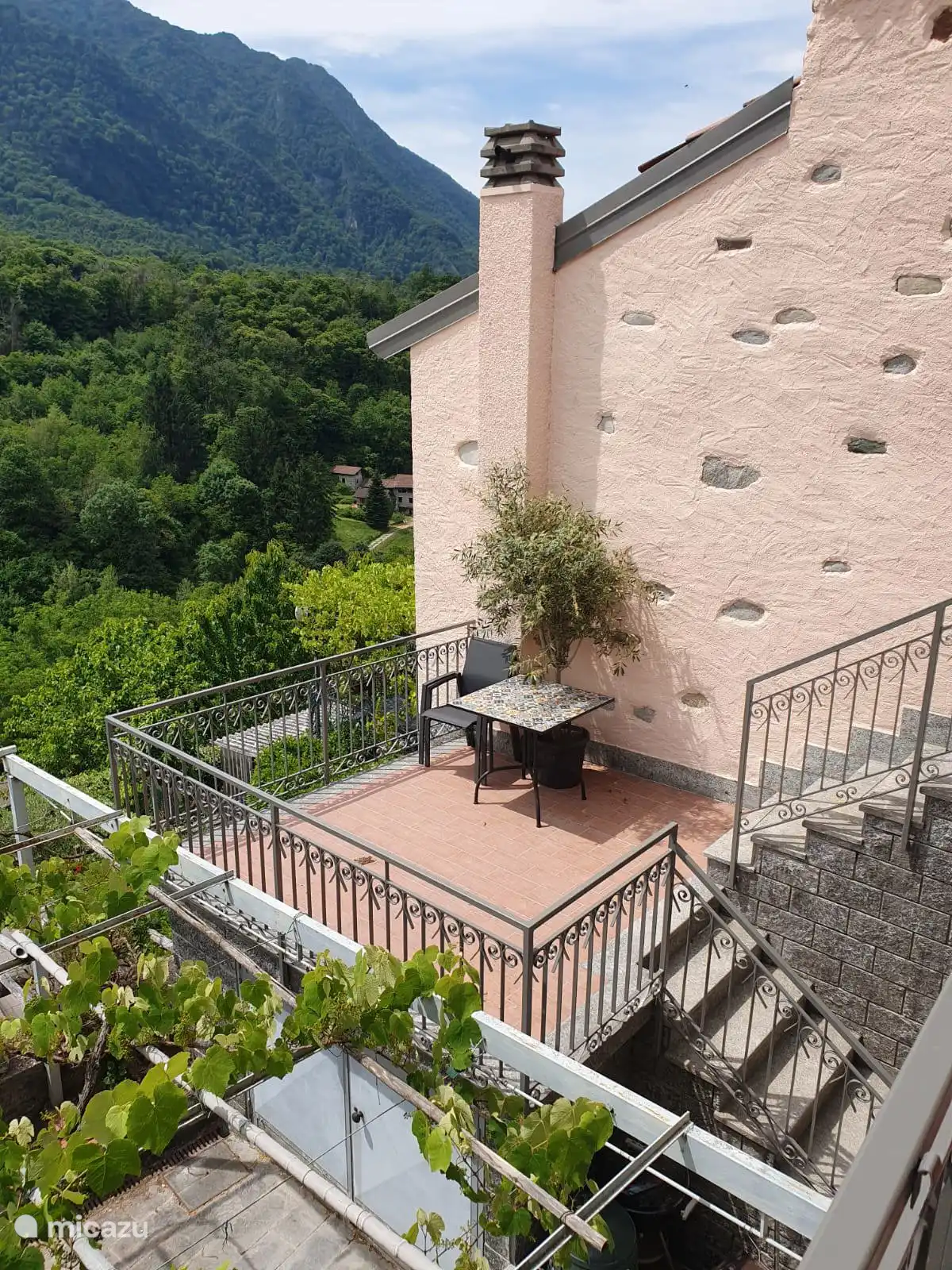 vakantiehuis huren in Brezzo di Bedero, Italiaanse Meren, Italië - Casa Elefantino