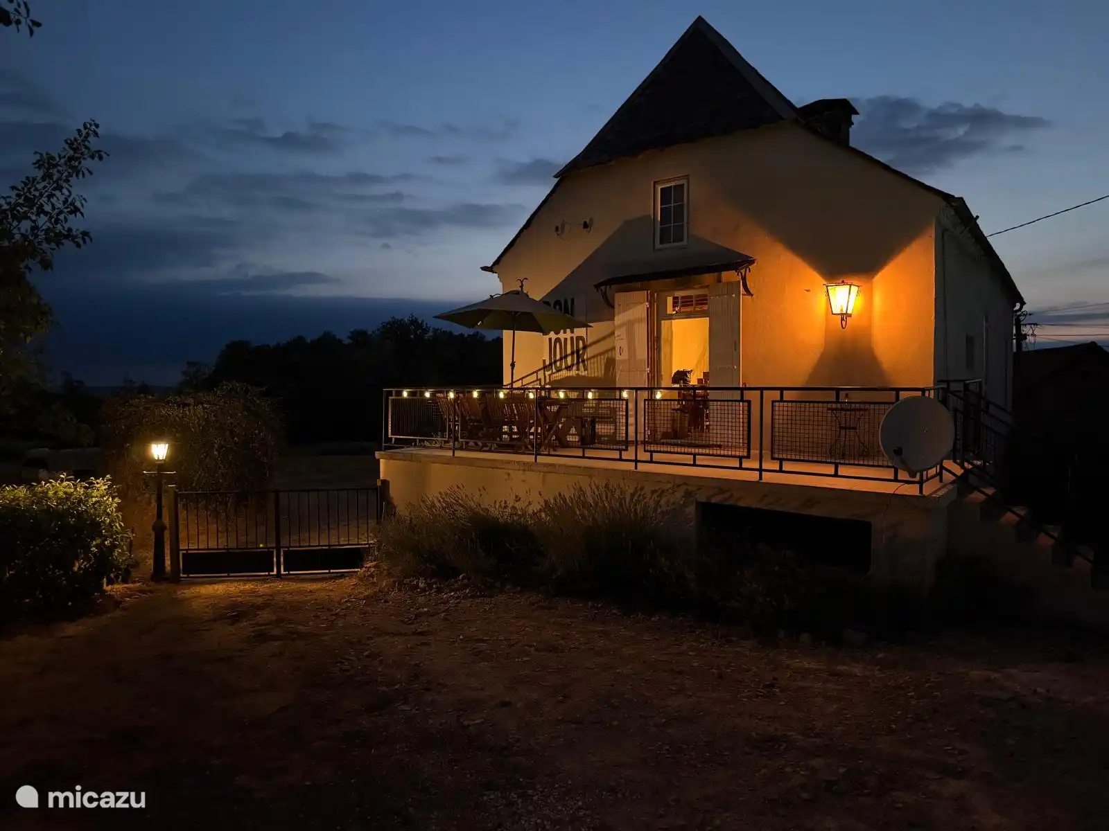 Huis in de avond