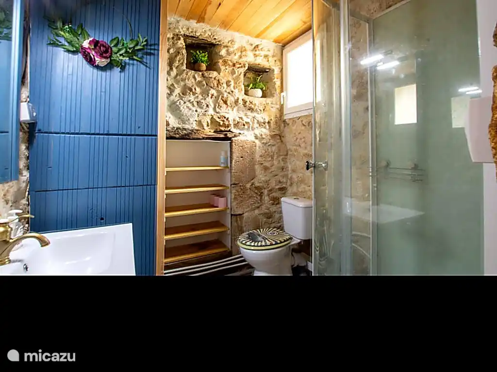 Badkamer in ons kleine huisje