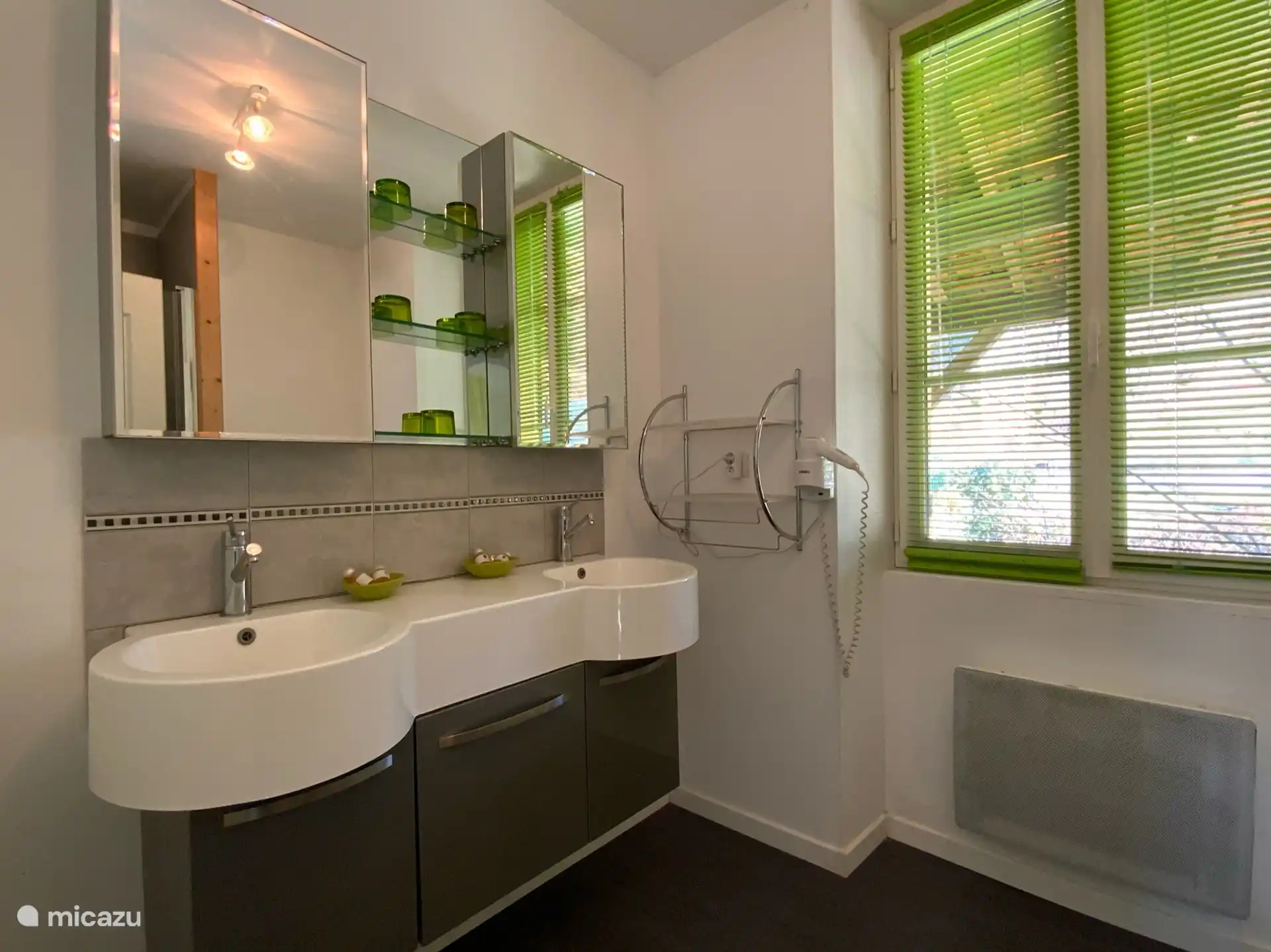 Jasmine ensuite badkamer