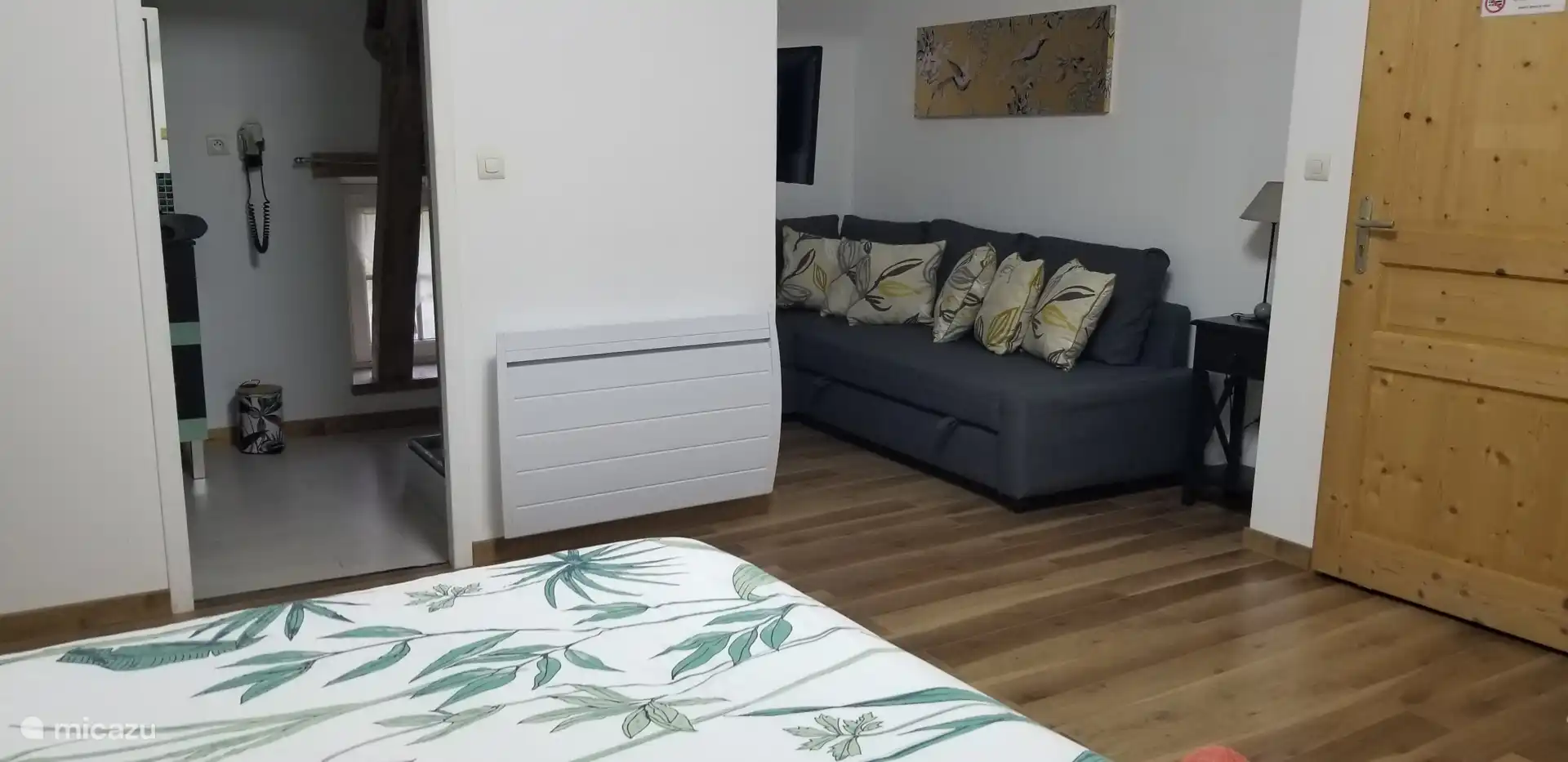 Lily - uitzicht op de slaapbank/zithoek