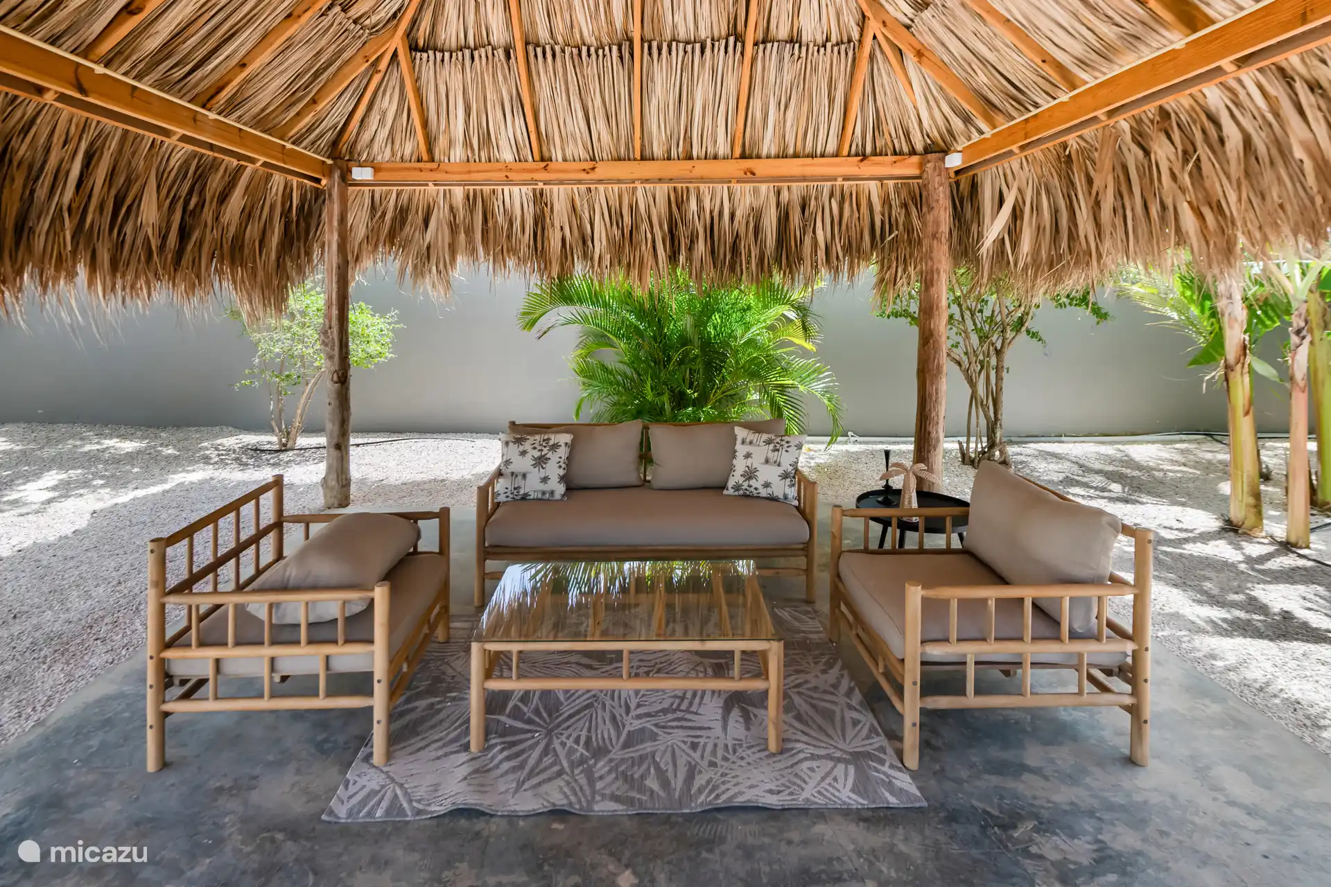 Ici, vous pouvez toujours vous asseoir à l’ombre. Une palapa est indispensable pour une atmosphère tropicale ultime.