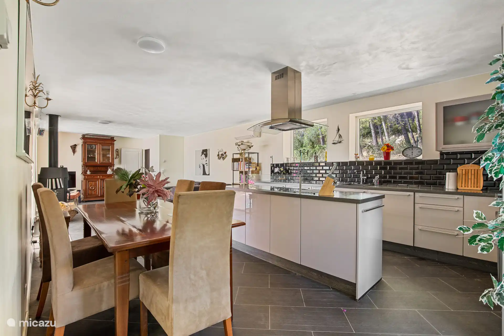 Keuken en Eetkamer