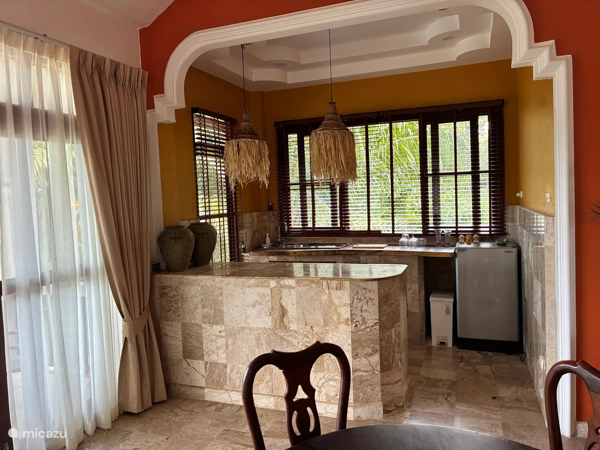 kleine extra keuken boven