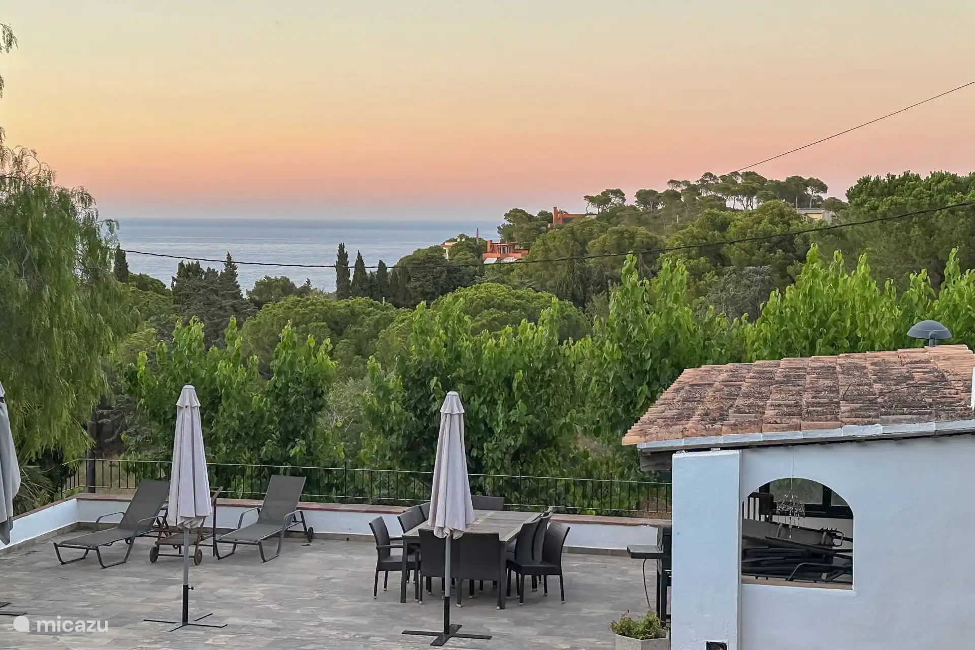 Uitzicht in de vroege avond. 