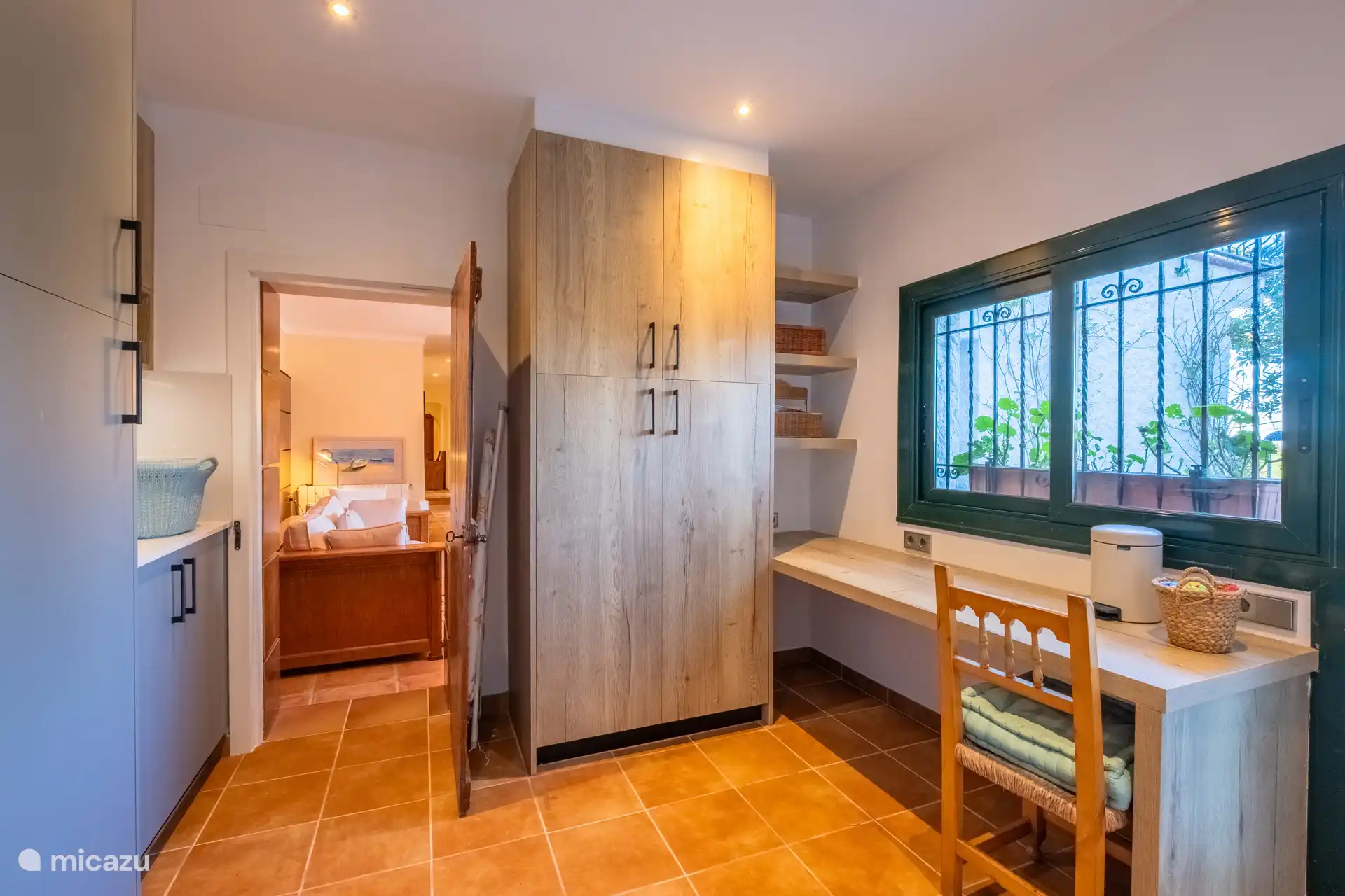 Wasruimte/kantoorruimte