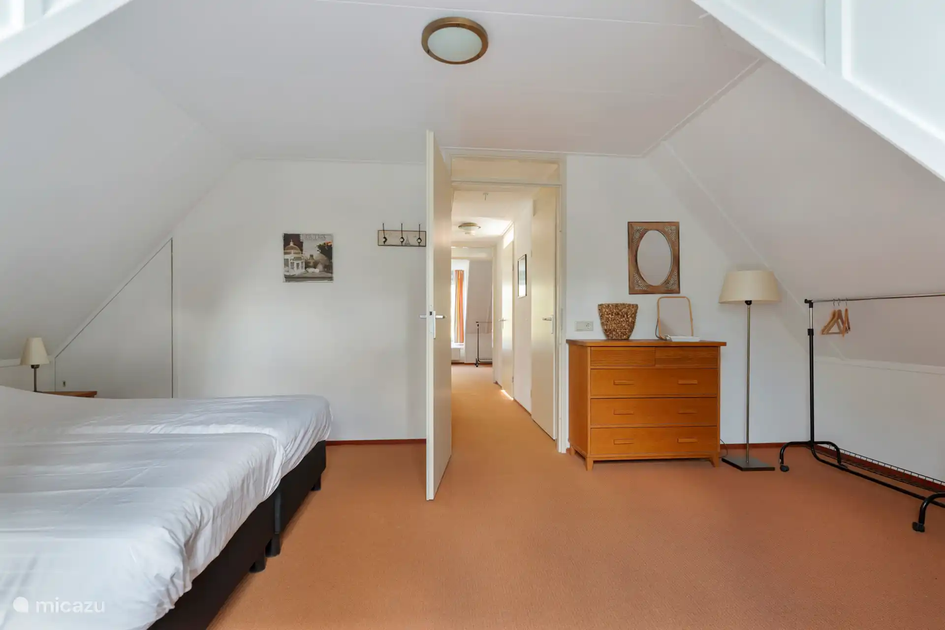 Dormitorio de arriba