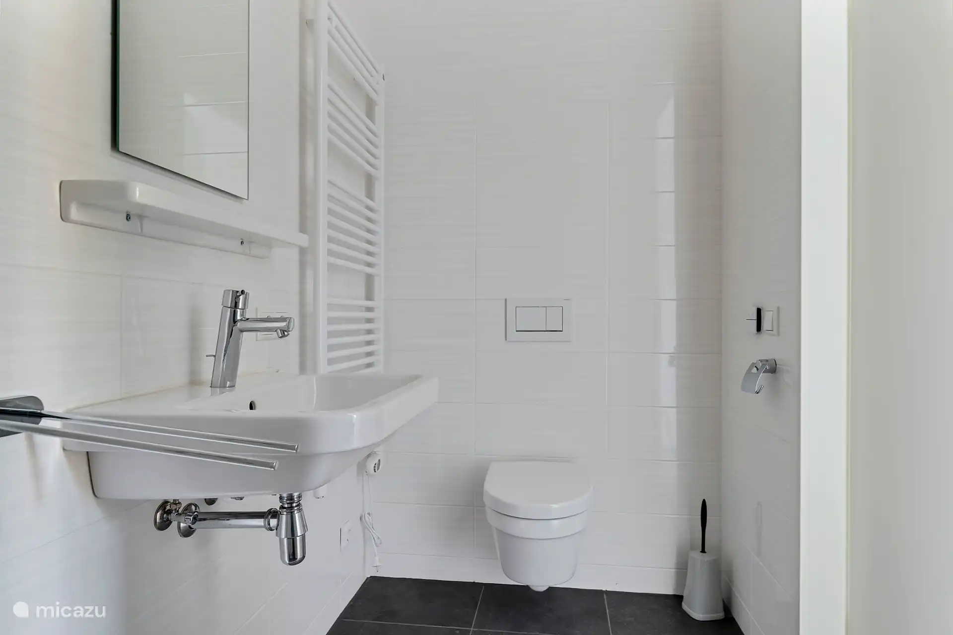 Badkamer beneden en suite