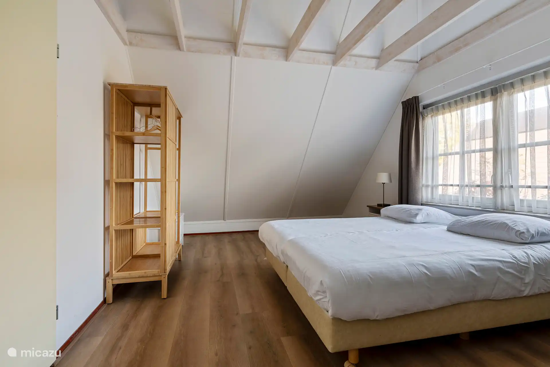 Dormitorio de arriba