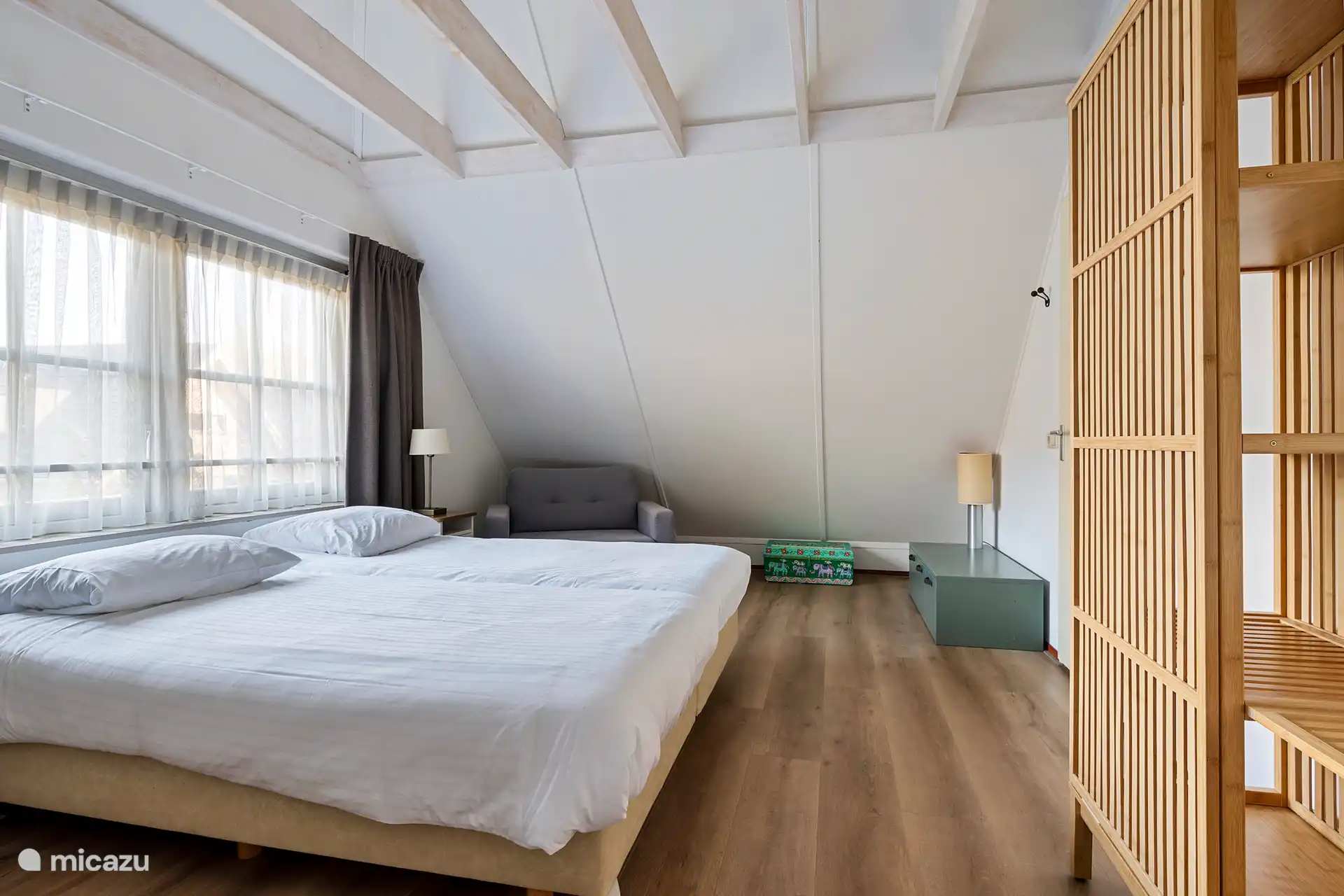 Dormitorio de arriba