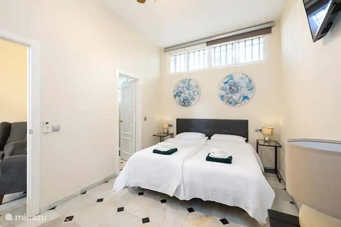 Lit 2 dans la salle familiale