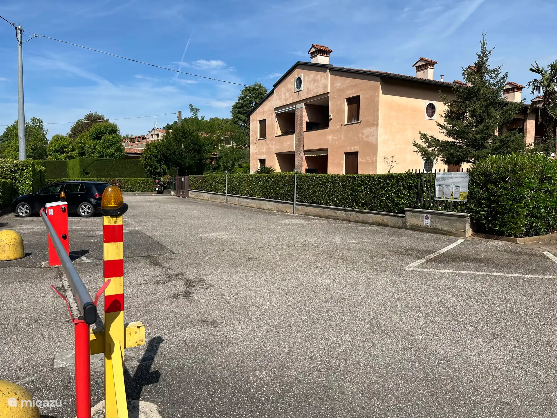 Parking extérieur