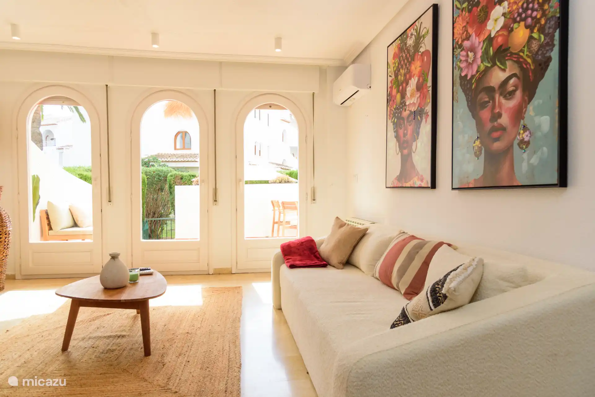 Salón (sofá cama 2 pers extensible)