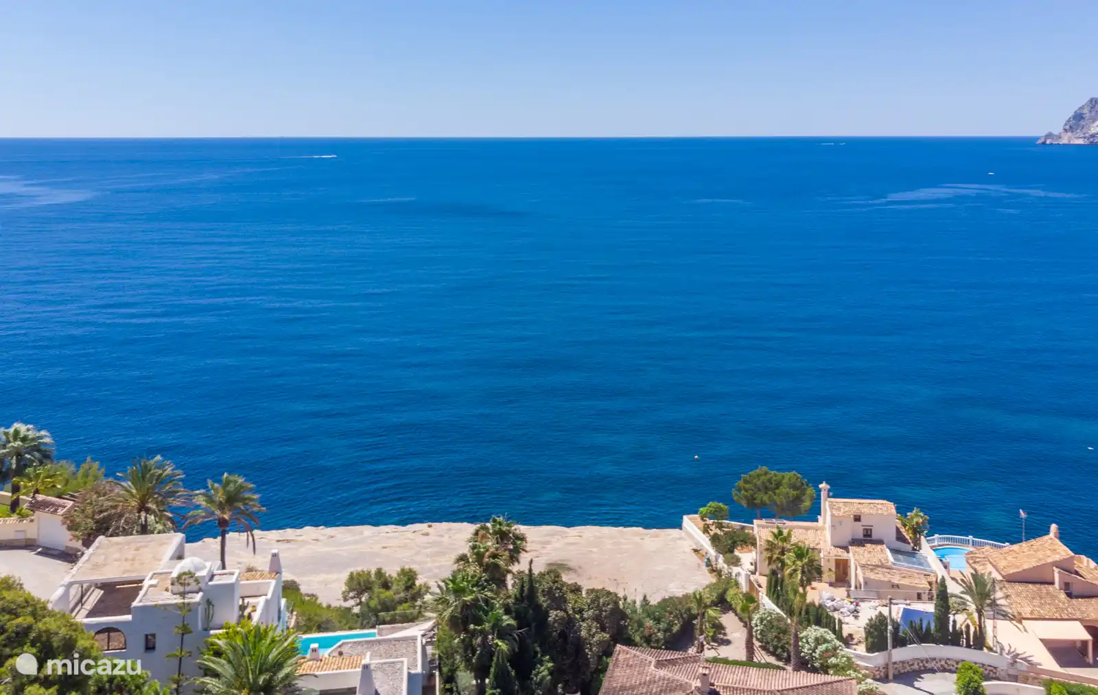 Vistas al mar cercano