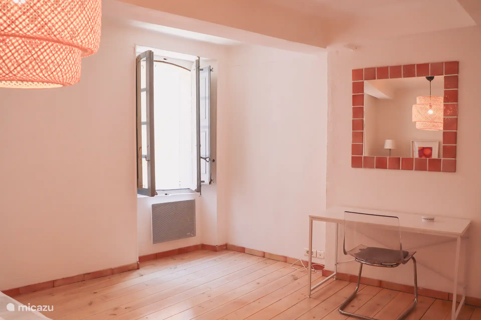 Kantoorhoek in de master bedroom - 1e verdieping