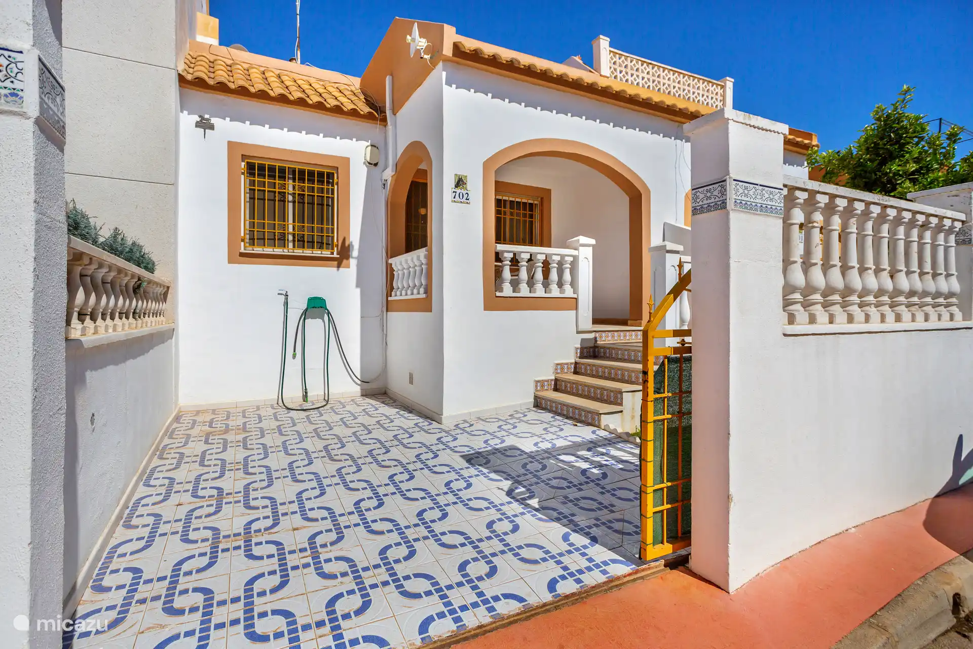Ons plekje onder de zon huren in Spanje, Costa Blanca, Torrevieja - geschakelde woning
