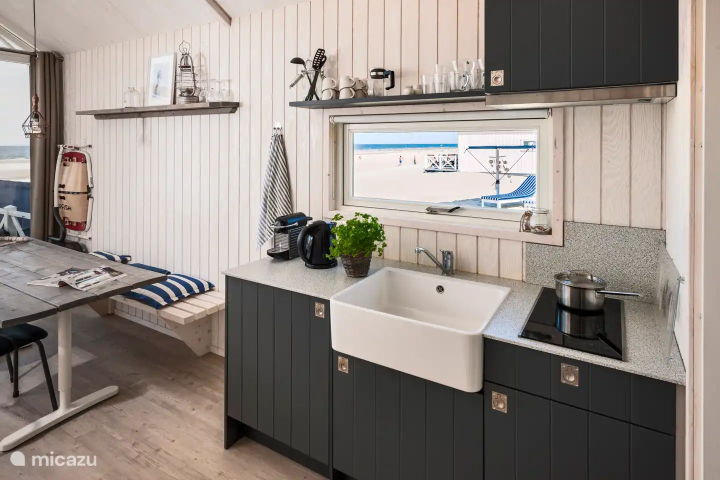 Cuisine et détente au HaagseStrandhuisjes