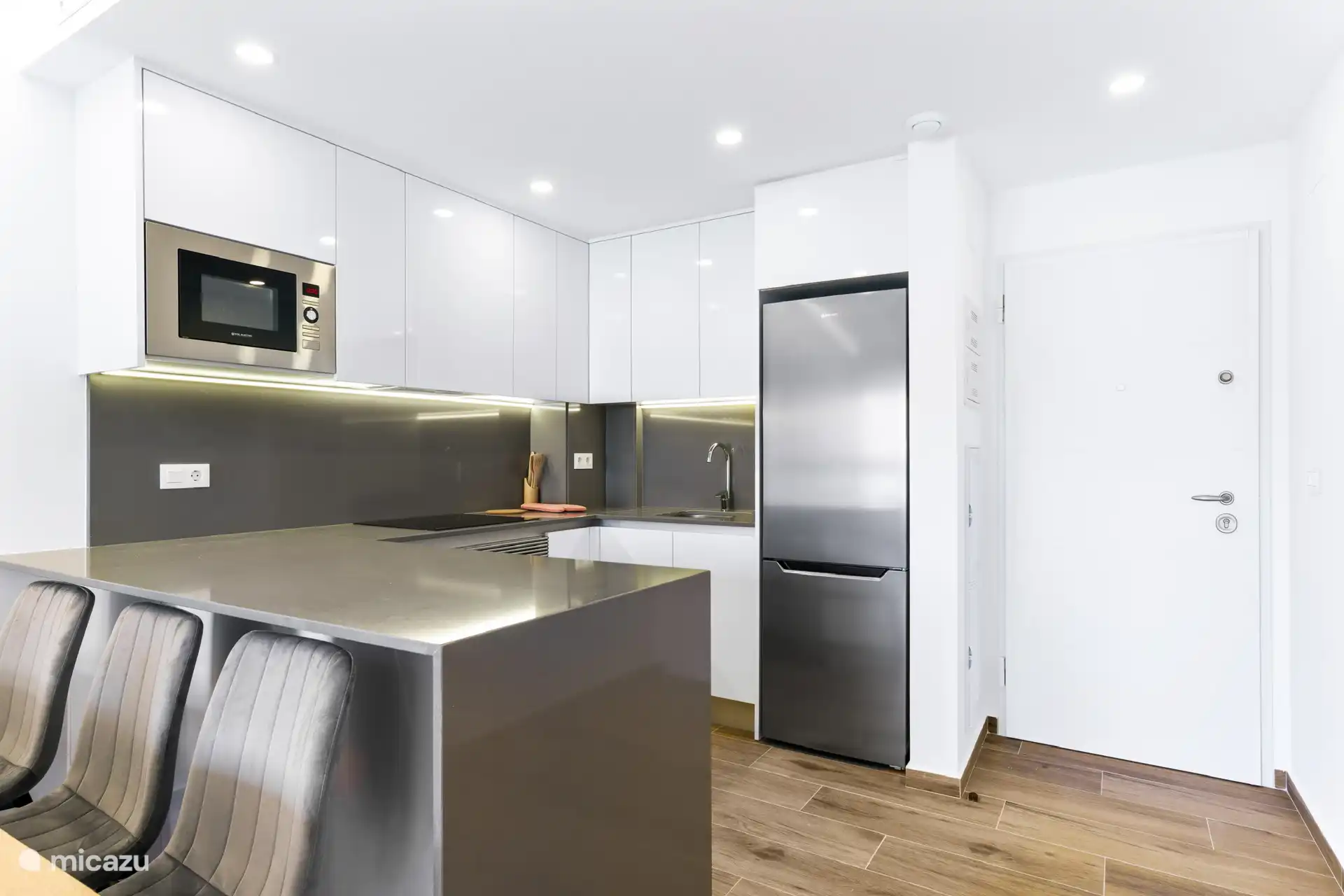 Volledig uitgeruste keuken