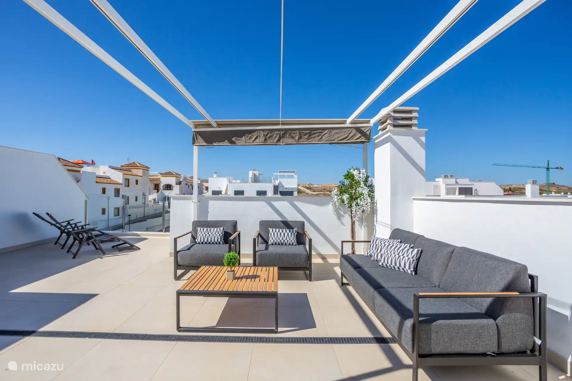 Dakterras met loungeset