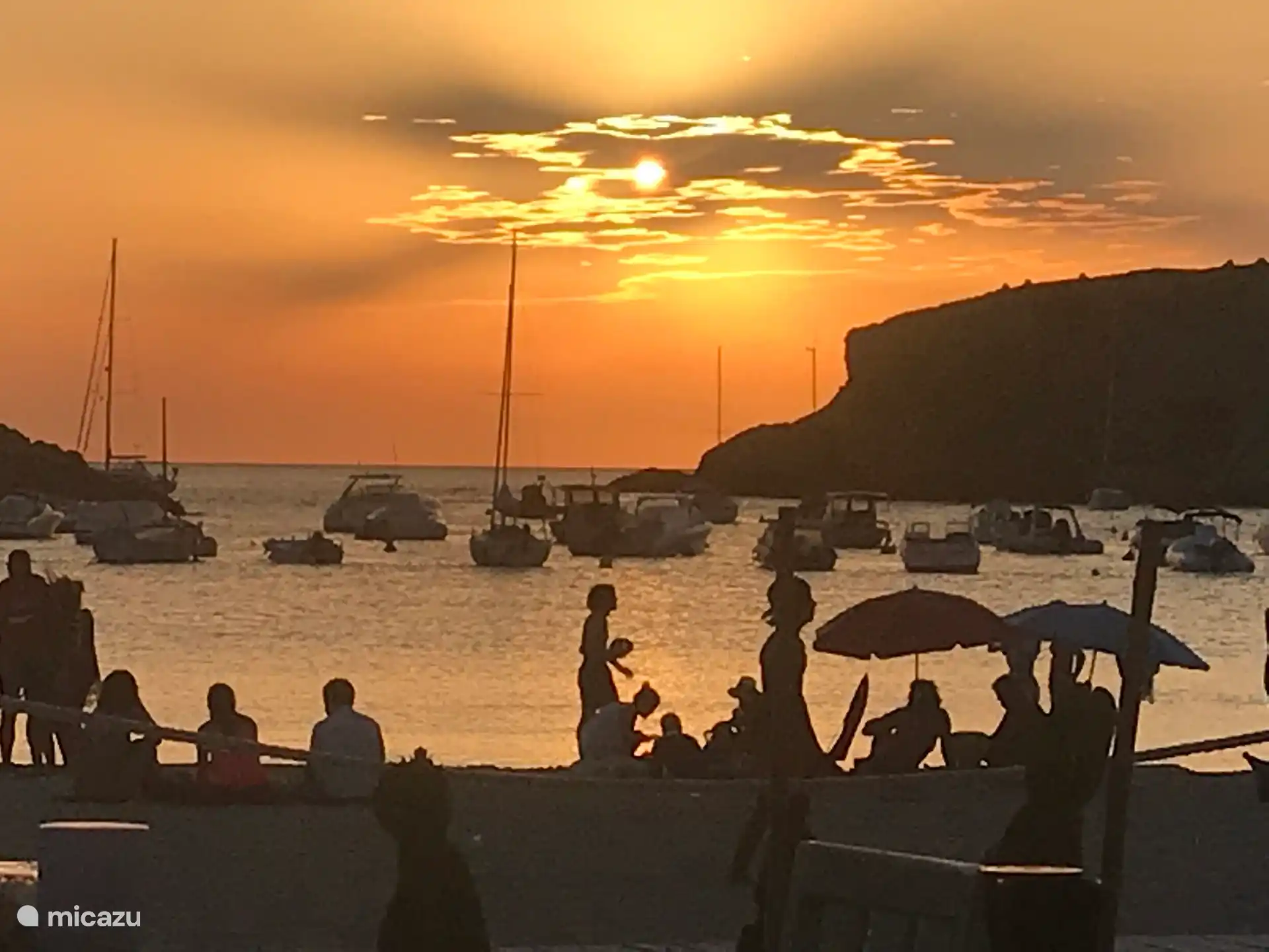 Zonsondergang Cala Padella