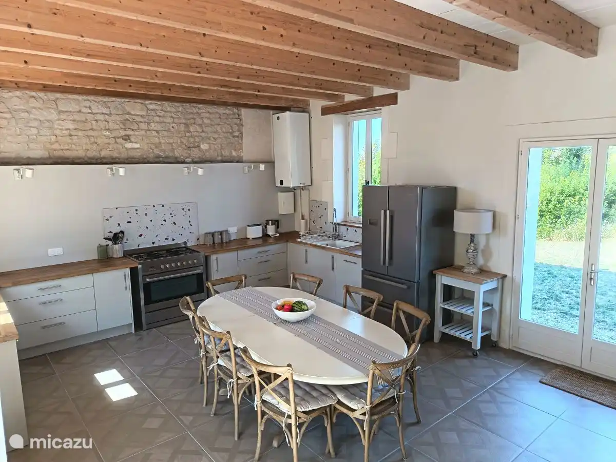 Cuisine avec salle à manger