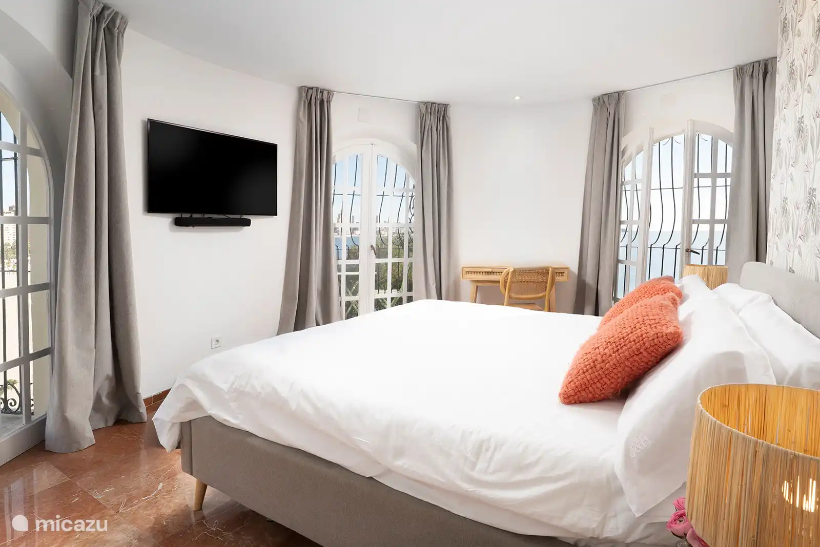 1st floor - Bedroom 2 with en-suite bathroom with bath/shower, double vanity, hairdryer, towels, products. Balconies and sea views.