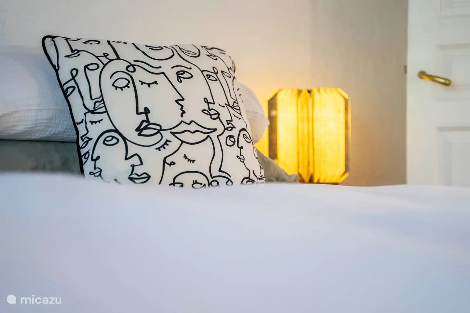 Bedroom 1
Bedroom with 1 double bed 180 cm. En-suite bathroom, bath/shower, WC. 