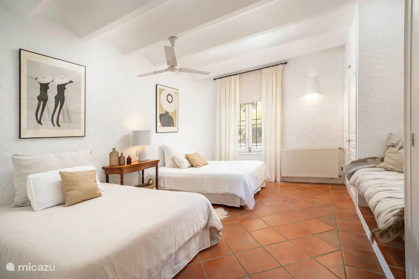 Bedroom 3
Bedroom with 2 beds of 130 cm.  Bathroom with shower shared with bedroom 2.