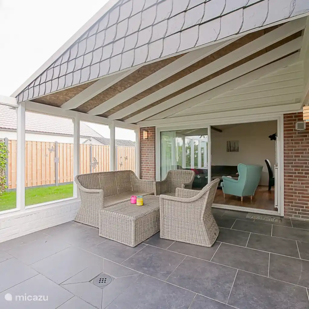Huis Oostenwind met ruime tuin