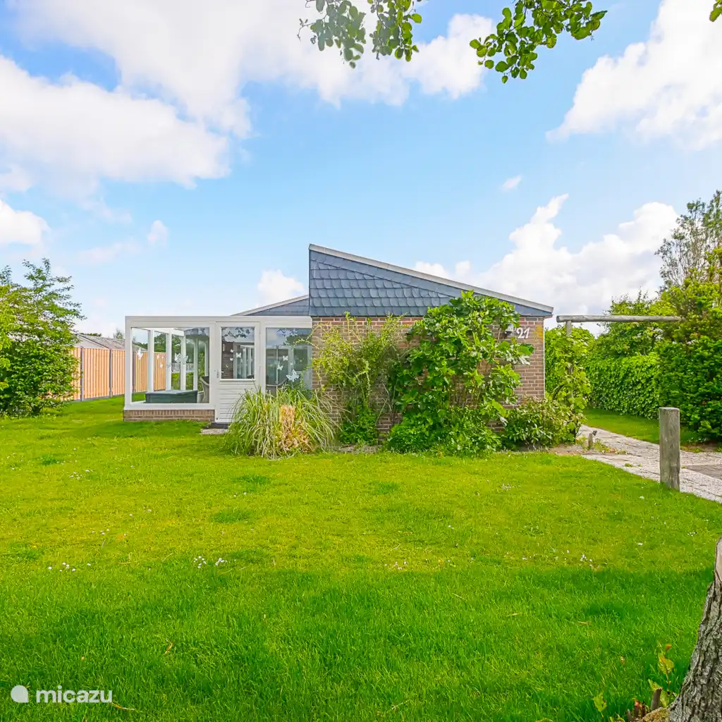 Huis Oostenwind met ruime tuin