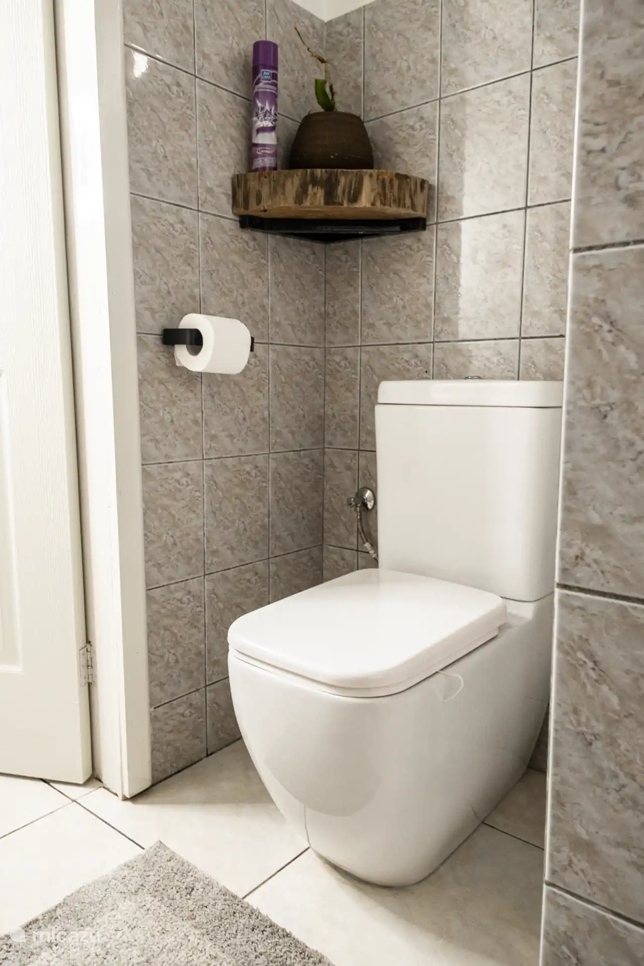 Badkamer/toilet beneden