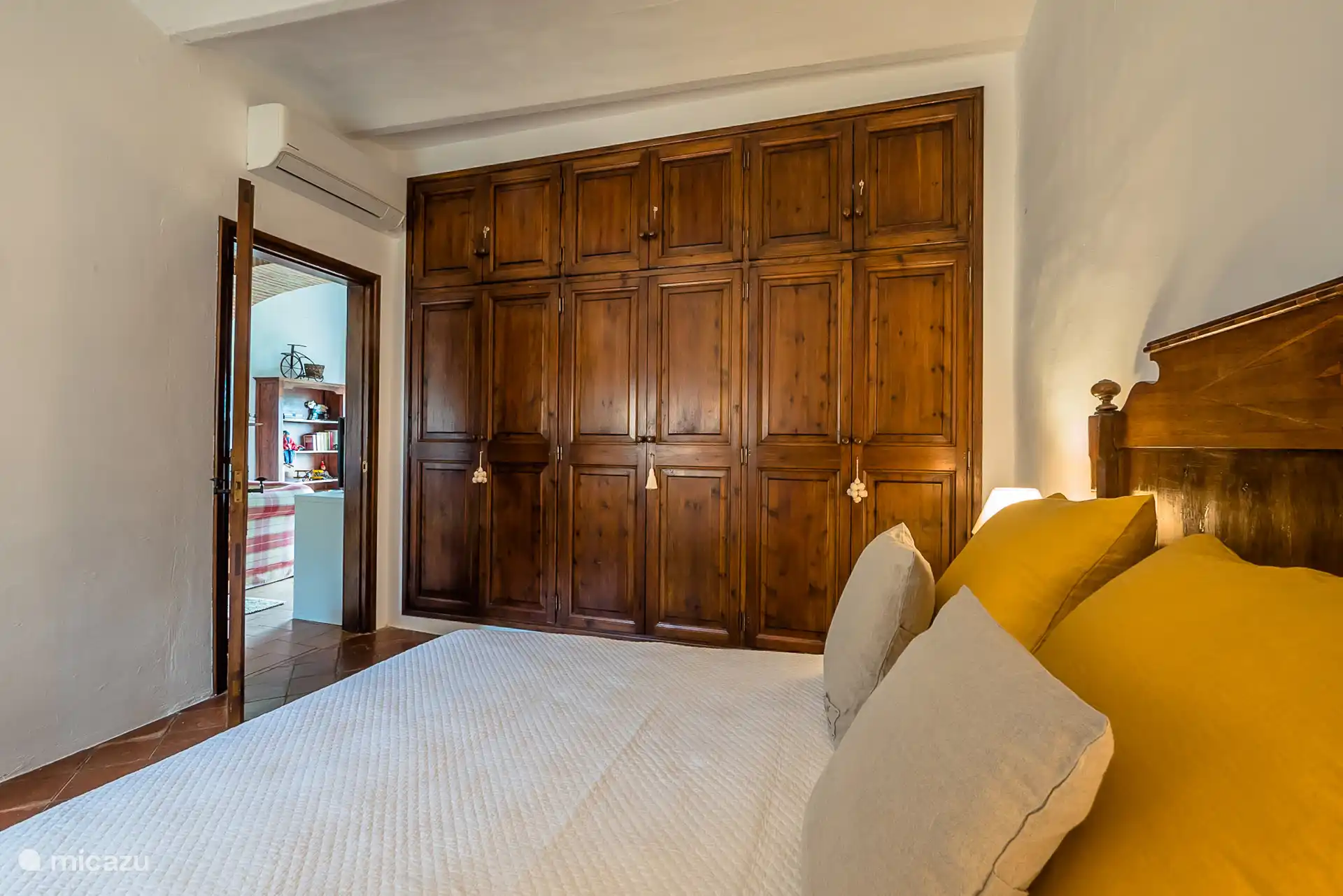 Dubbele slaapkamer - eerste verdieping. 