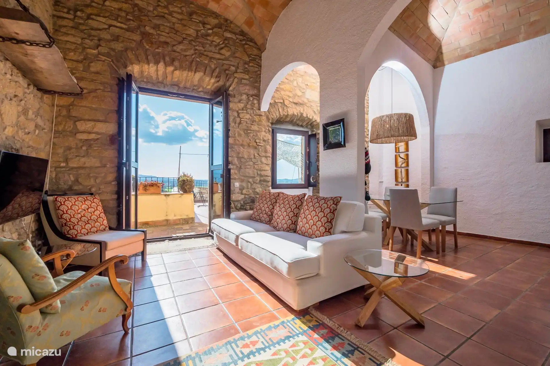 Cultura e Historia, España, Costa Brava, Pals, apartamento Donna 3 Sc16