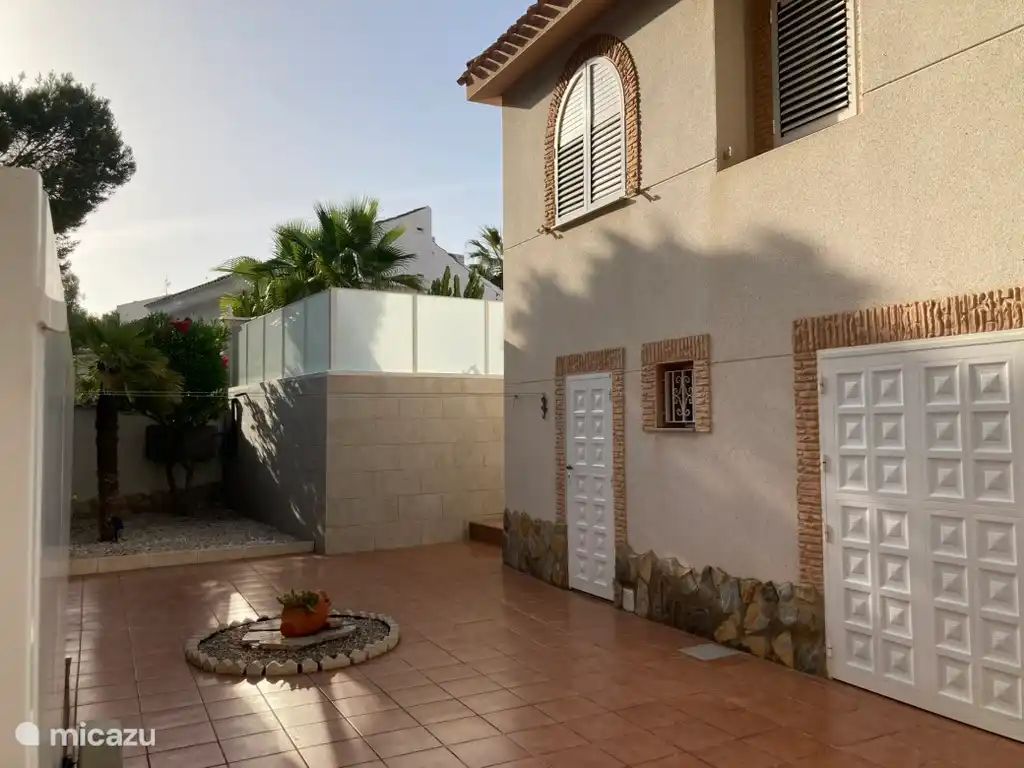 Toegang benedenkamer