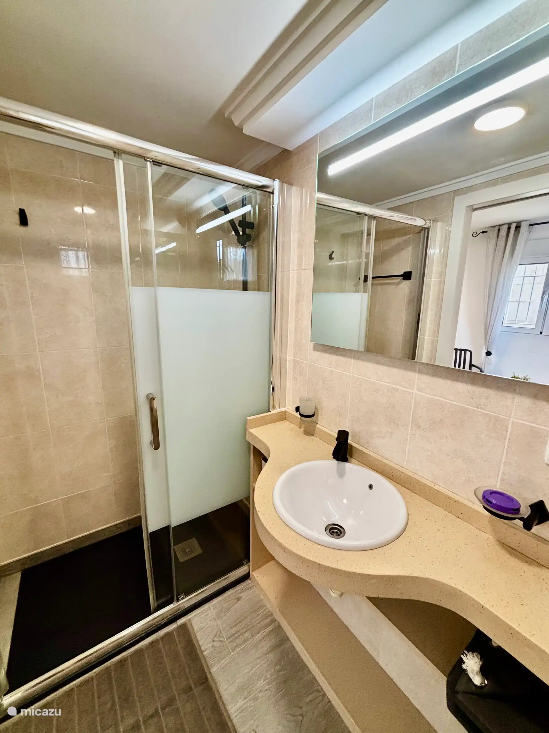 Inloopdouche slaapkamer 3